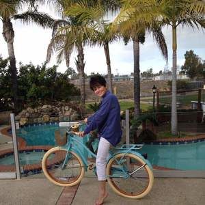 Meet your Posher, Cynthia